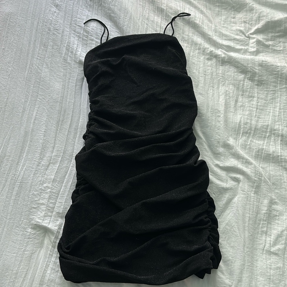 short sparkly mini black homecoming dress size small